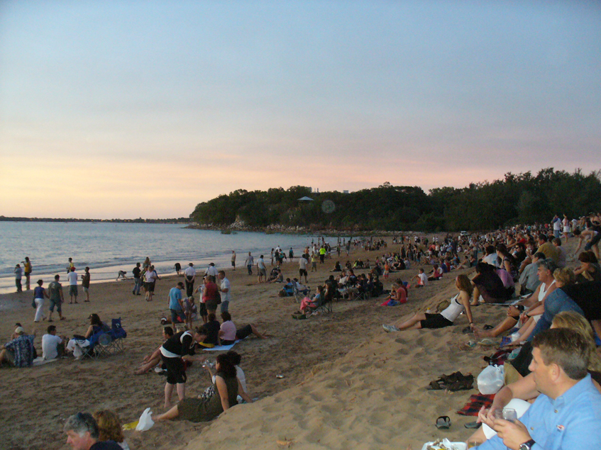 Mindil Sunset Markets in Darwin | Mindil Beach Markets in tropical Darwin